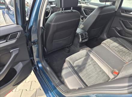Volkswagen - Passat