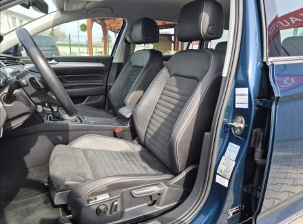 Volkswagen - Passat
