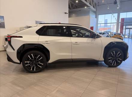 Toyota - bZ4X