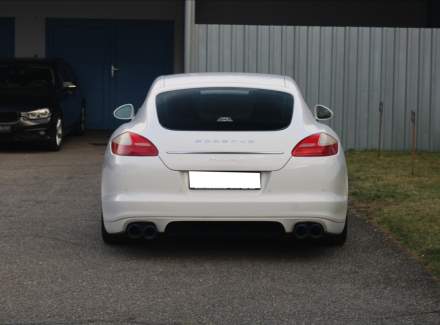 Porsche - Panamera