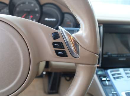 Porsche - Panamera