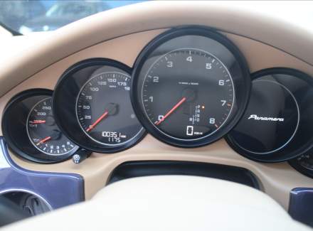 Porsche - Panamera