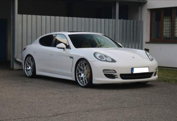 Porsche - Panamera