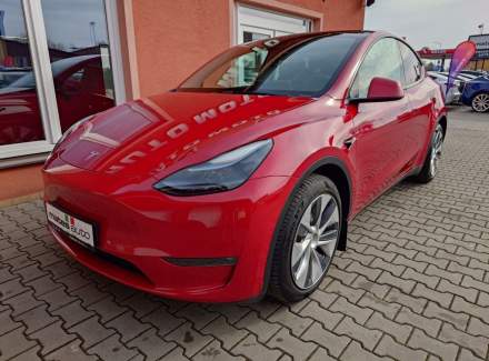 Tesla - Model Y