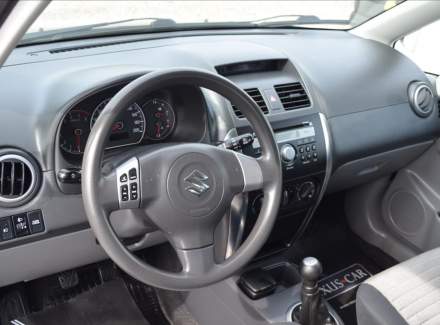 Suzuki - SX4