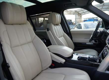 Land Rover - Range Rover