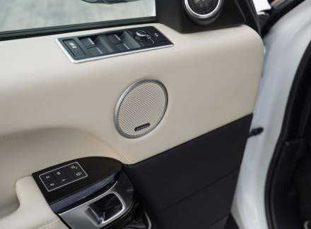 Land Rover - Range Rover