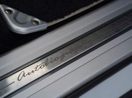 Land Rover - Range Rover