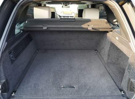 Land Rover - Range Rover