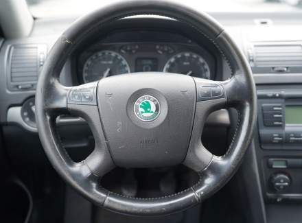 Škoda - Octavia