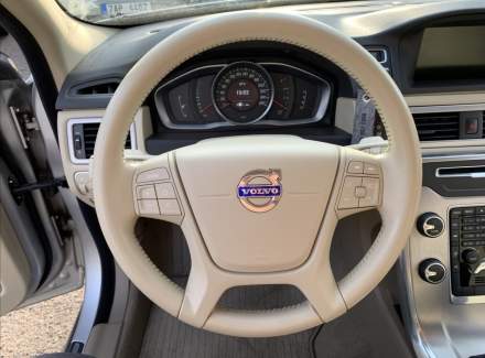 Volvo - V70