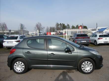 Peugeot - 207