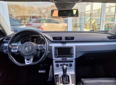 Volkswagen - Passat