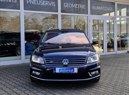 Volkswagen - Passat