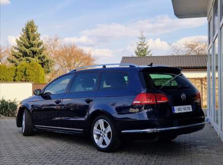 Volkswagen - Passat