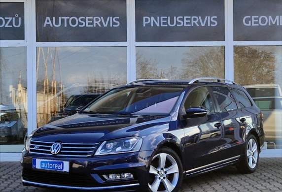 Volkswagen - Passat