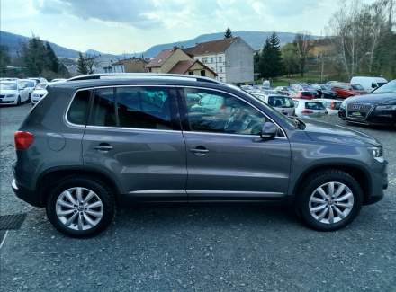 Volkswagen - Tiguan