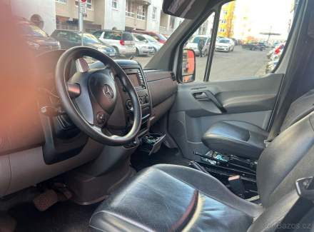 Mercedes-Benz - Sprinter