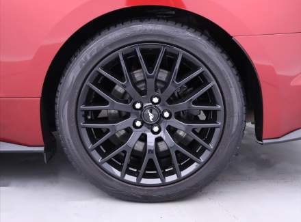 Ford - Mustang