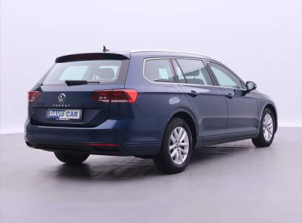 Volkswagen - Passat