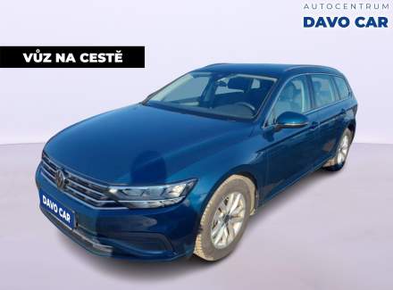 Volkswagen - Passat