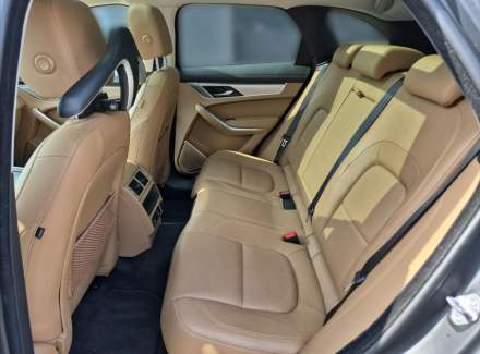 Jaguar - F-Pace