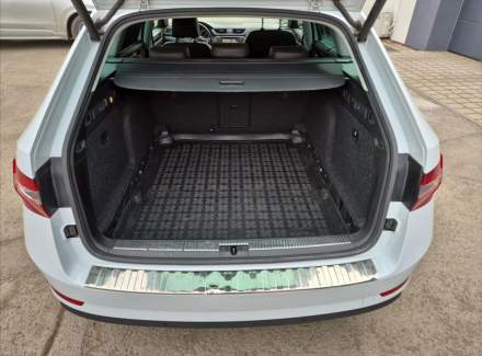 Škoda - Superb