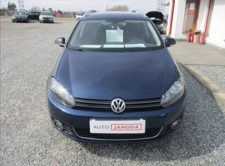 Volkswagen - Golf