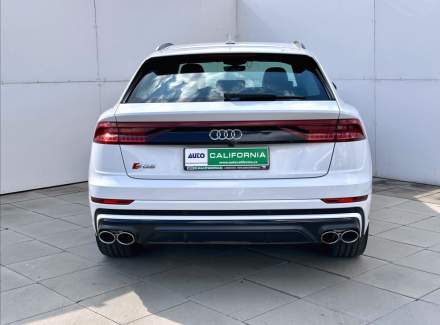 Audi - SQ8