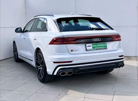 Audi - SQ8