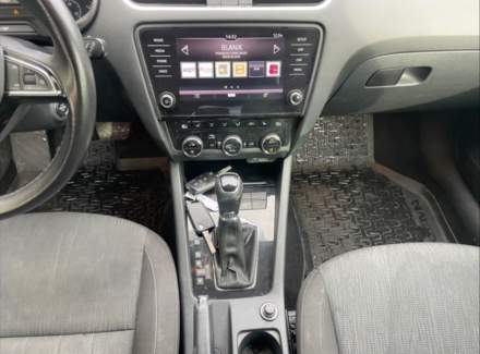 Škoda - Octavia