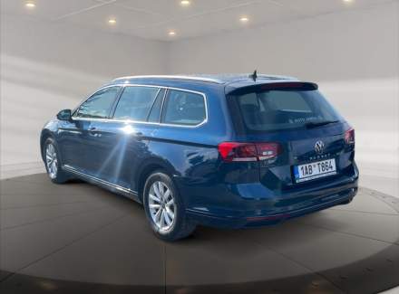 Volkswagen - Passat