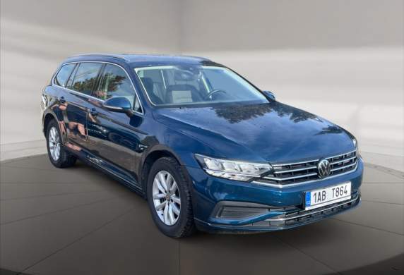 Volkswagen - Passat