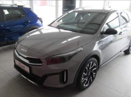 Kia - XCeed