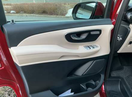 Mercedes-Benz - V-class