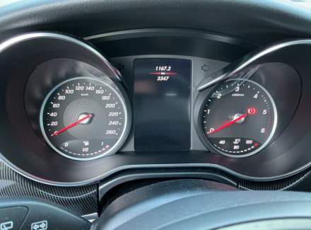 Mercedes-Benz - V-class