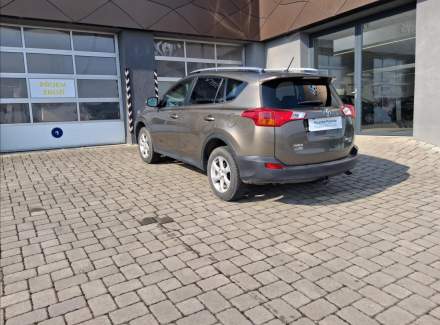 Toyota - RAV 4