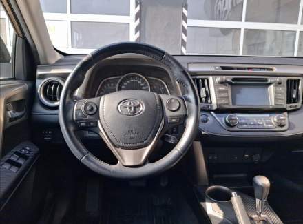 Toyota - RAV 4