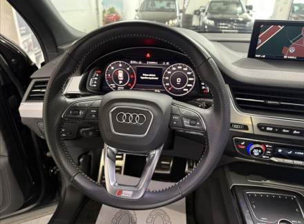 Audi - Q7