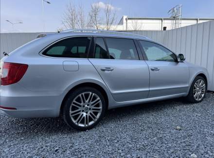 Škoda - Superb