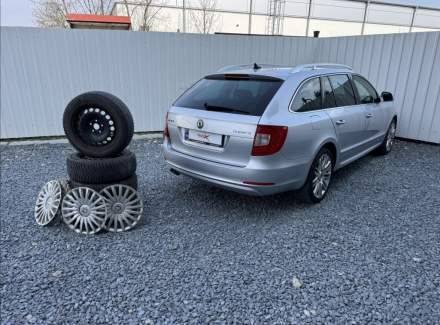Škoda - Superb