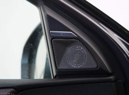 DS Automobiles - DS7 Crossback