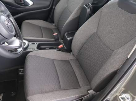 Toyota - Yaris Cross