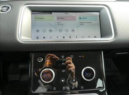 Land Rover - Range Rover Evoque