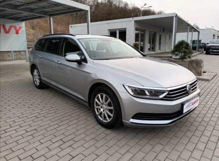 Volkswagen - Passat