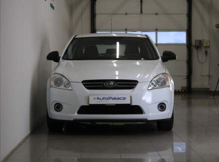 Kia - Cee'd