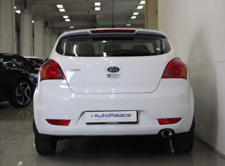 Kia - Cee'd