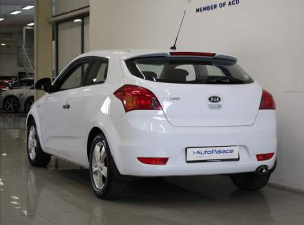 Kia - Cee'd