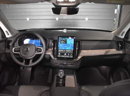 Volvo - XC90