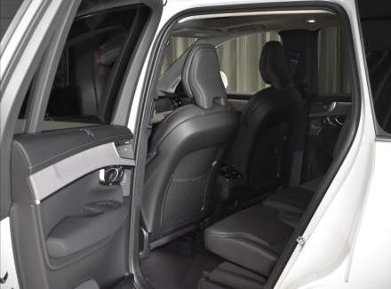 Volvo - XC90